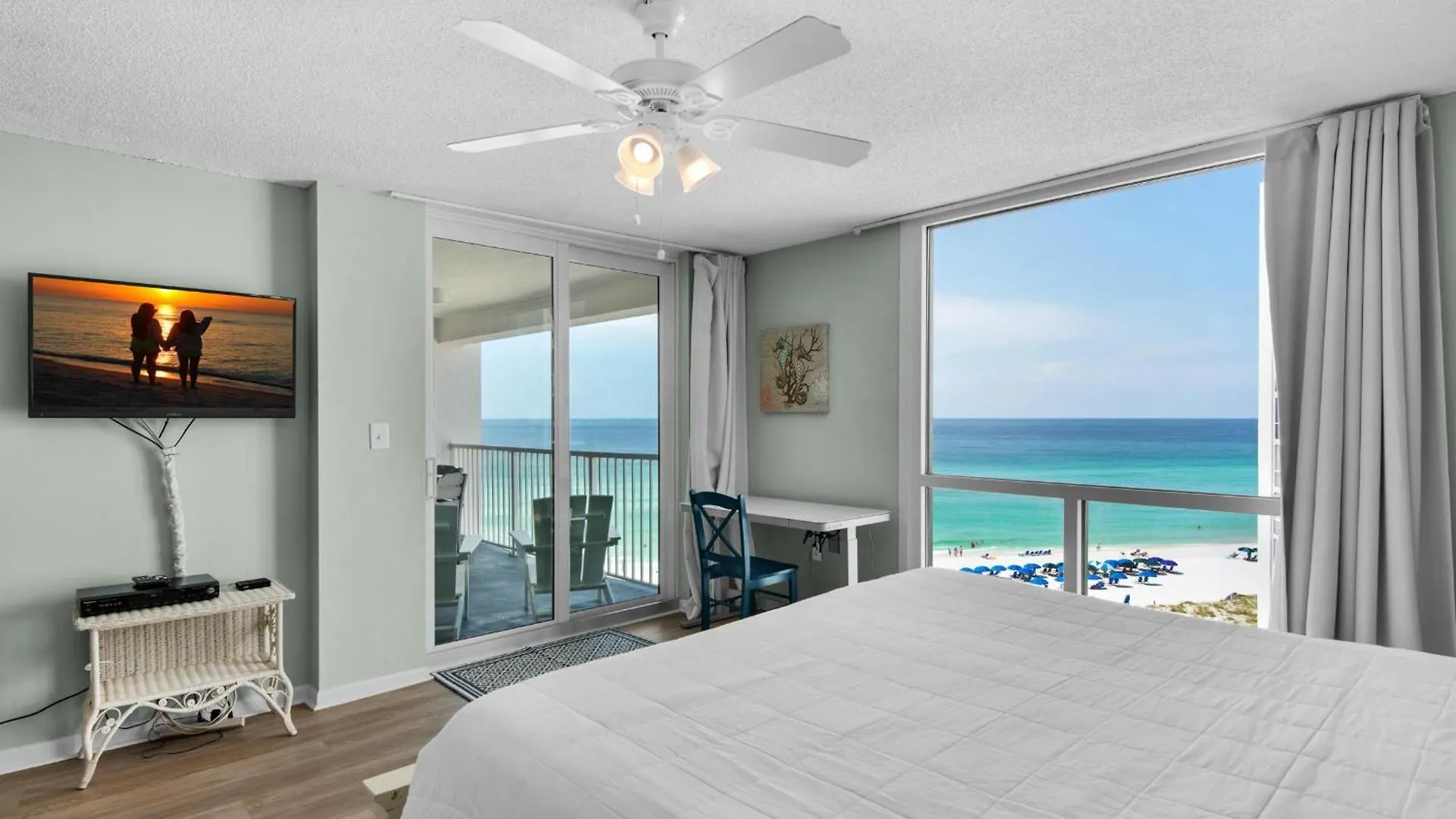 Shoreline Towers 1085 Destin Apartment